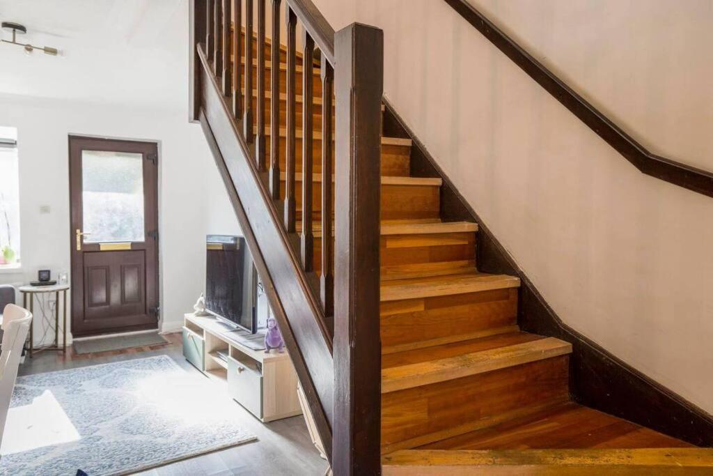 Quiet & Secluded St Albans House Villa ภายนอก รูปภาพ