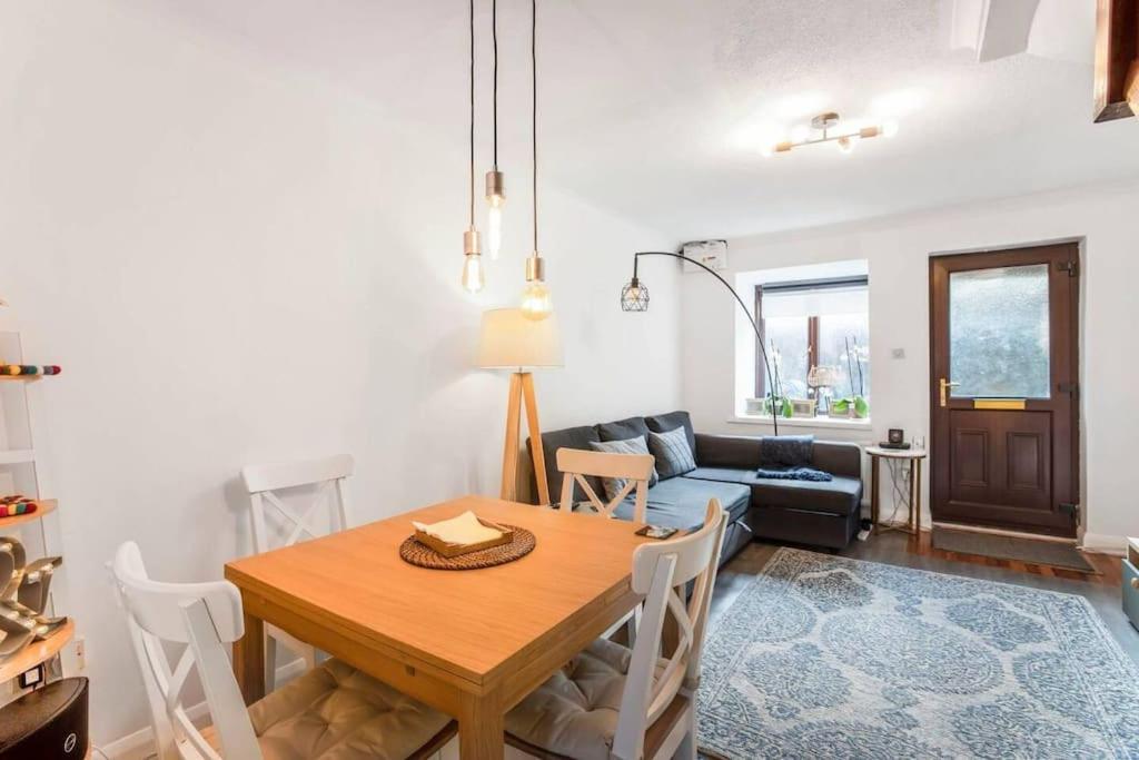 Quiet & Secluded St Albans House Villa ภายนอก รูปภาพ